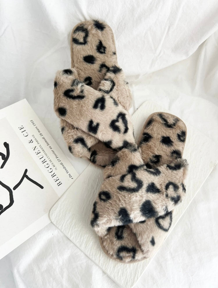 The Trendy Brown Leopard Cozy Slippers