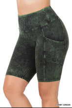 Load image into Gallery viewer, Plus Mineral Wash Wide Waistband Pocket Shorts
